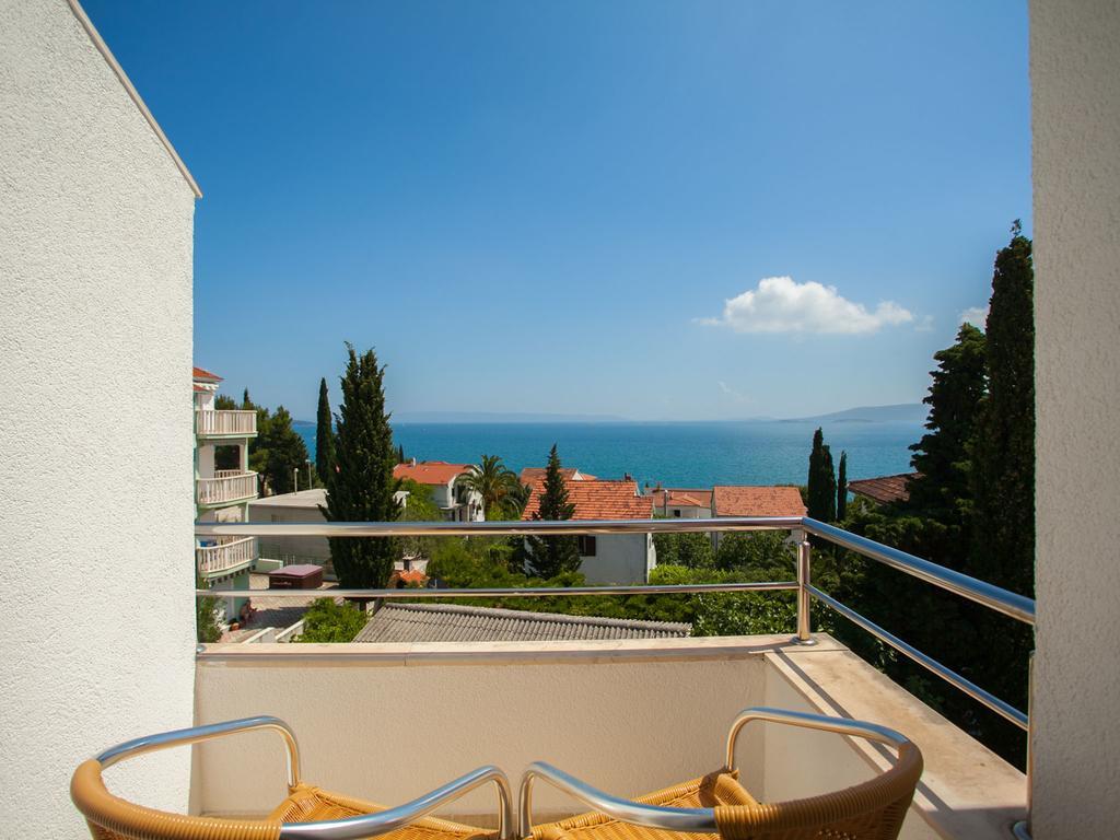 Apartments Kairos Seget Vranjica Esterno foto